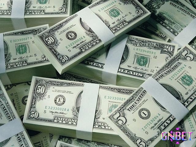 Giải mã giấc mơ thấy tiền giúp gia chủ có được điềm báo tương lai