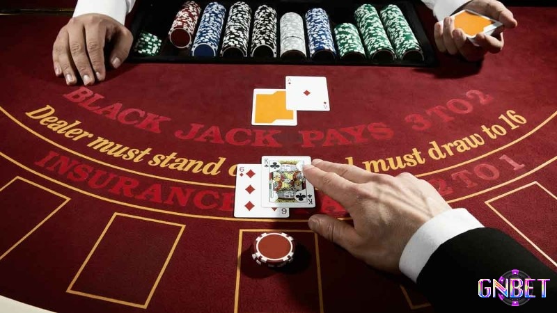 16 điểm là tổng điểm từ lá 6 rô và K chuồn
