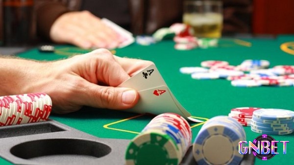 Khám phá chiến thuật Poker Texas Hold’em cho tân thủ