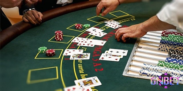 Hướng dẫn cách chơi Poker 3 lá đơn giản, dễ hiểu